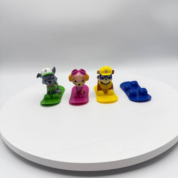 Spin Master Other - Paw‎ Patrol Winter Rescue Snowboard Rocky Sky Rubble Chase Board Figure